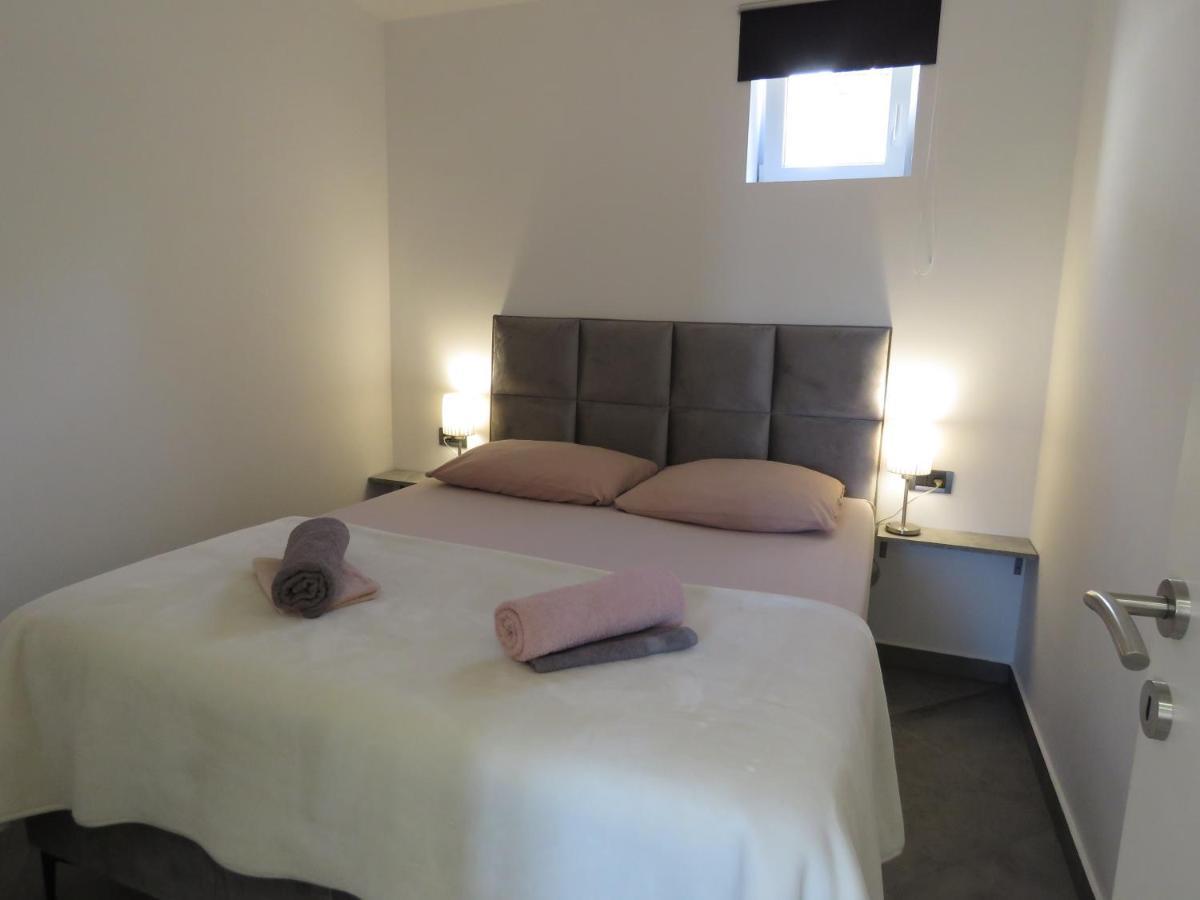 Nevera Apartment Mlini Bagian luar foto
