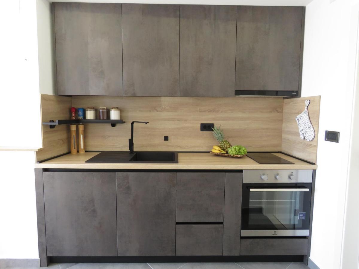 Nevera Apartment Mlini Bagian luar foto