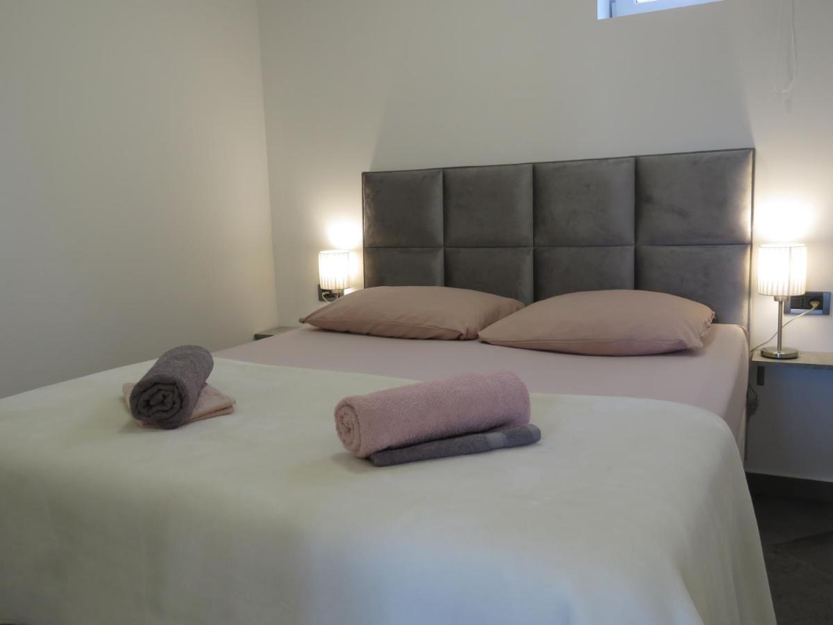 Nevera Apartment Mlini Bagian luar foto