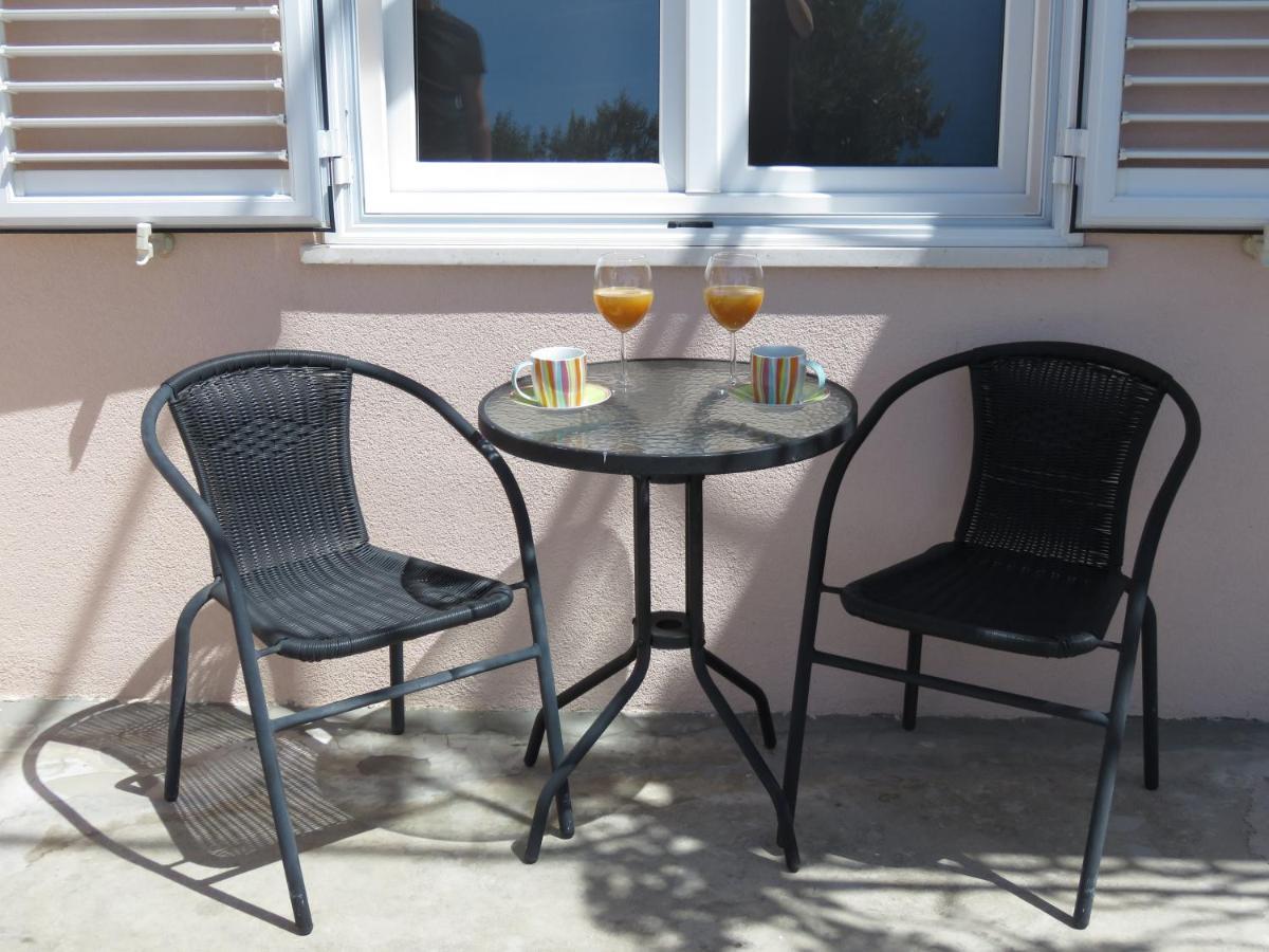 Nevera Apartment Mlini Bagian luar foto